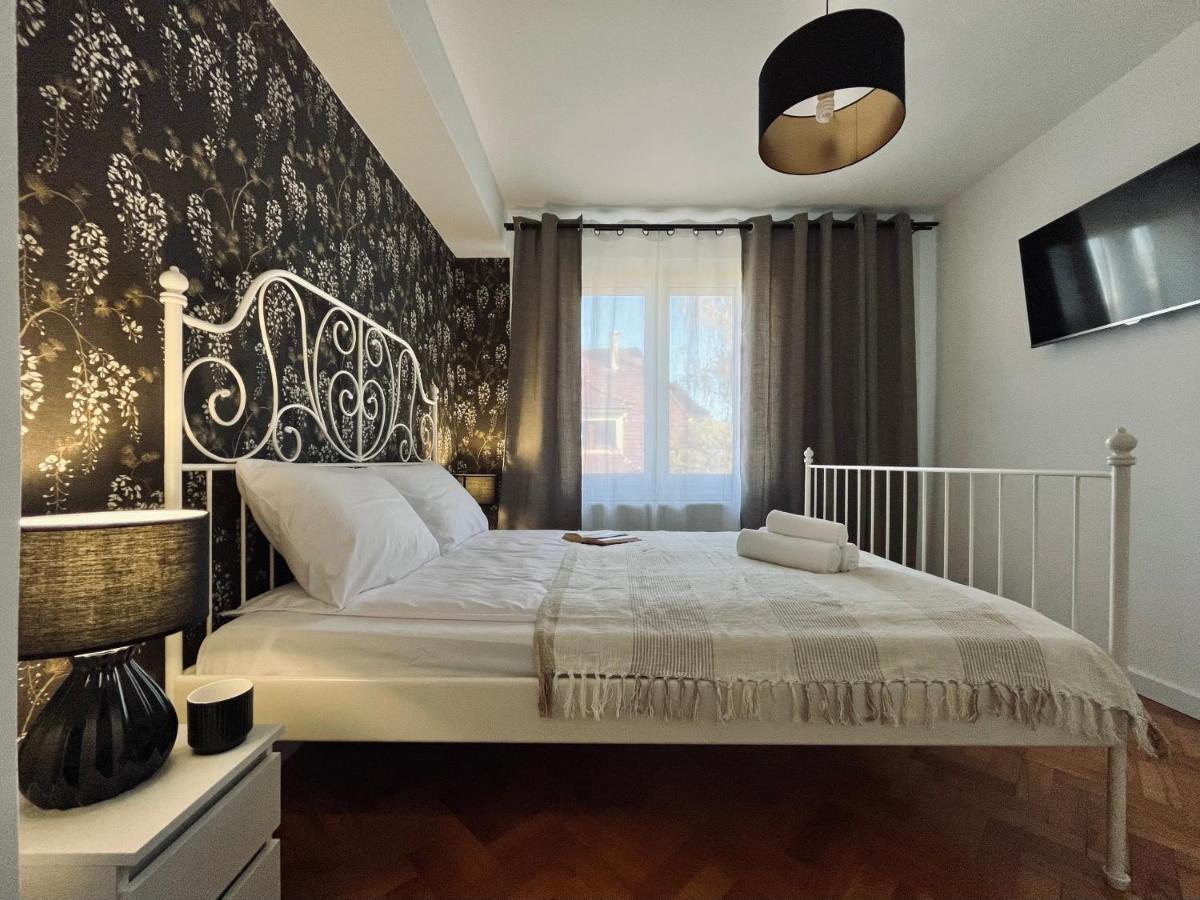 Apartament Dana Browna Jelenia Góra Εξωτερικό φωτογραφία