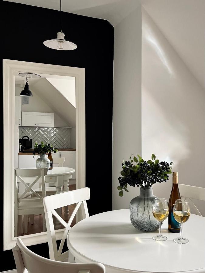 Apartament Dana Browna Jelenia Góra Εξωτερικό φωτογραφία